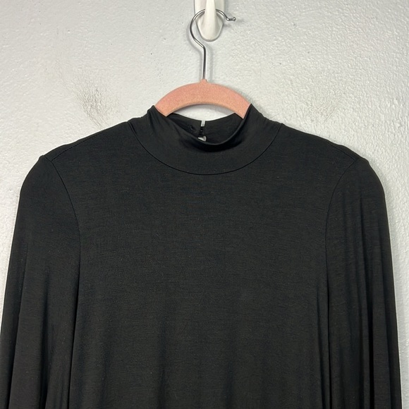 Lulus New with Tag Long Sleeve Mock Neck Mini Little Black Dress Small - Picture 2 of 9